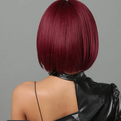 Perruque synthétique bordeaux bob court avec frange – fibre haute température