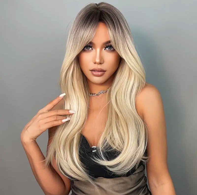 Perruque blonde longue avec frange femme